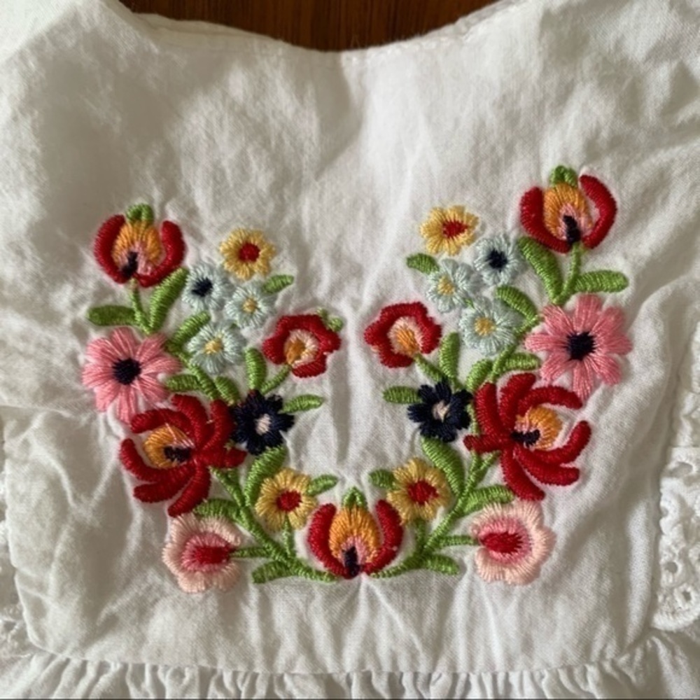 NFS. Little Me 2pc eyelet floral embroidered set - Picture 4 of 8